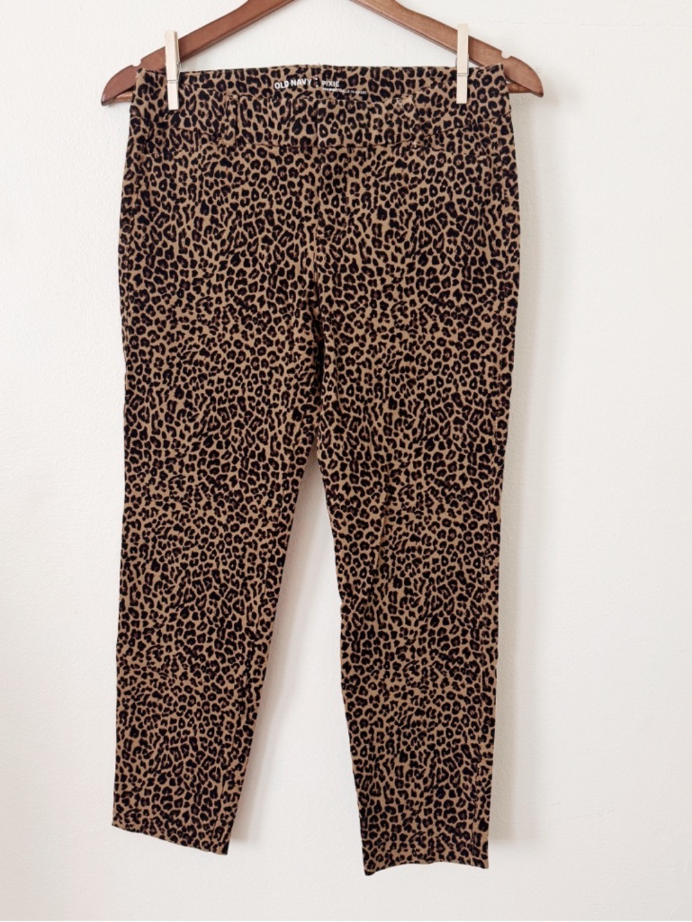 Old Navy Leopard Print Skinny Pants  size ~4